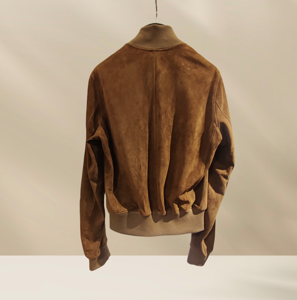 Bomber Suede E220