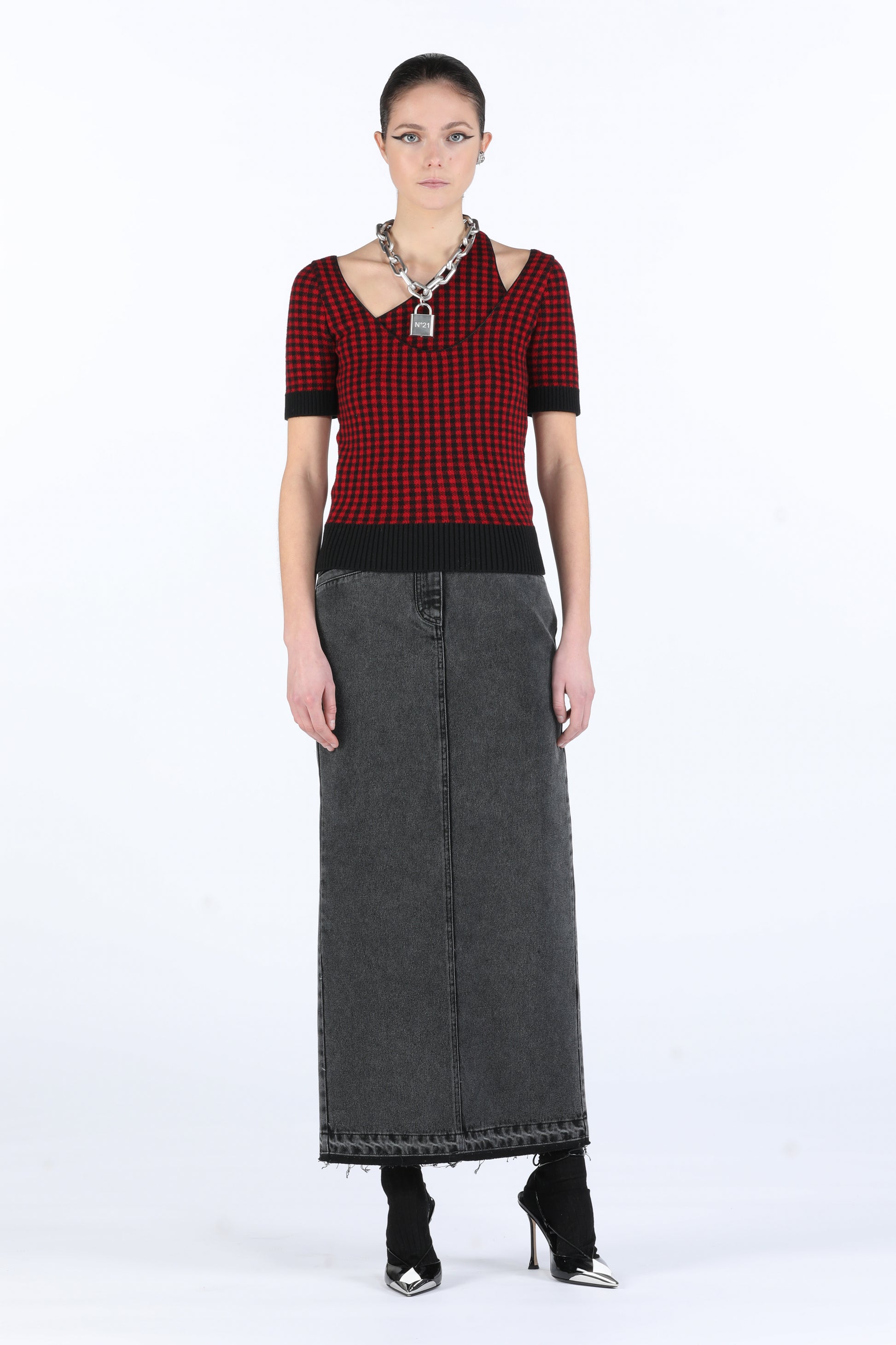 255.00 Top Red Check N°21 Salvatore Schito