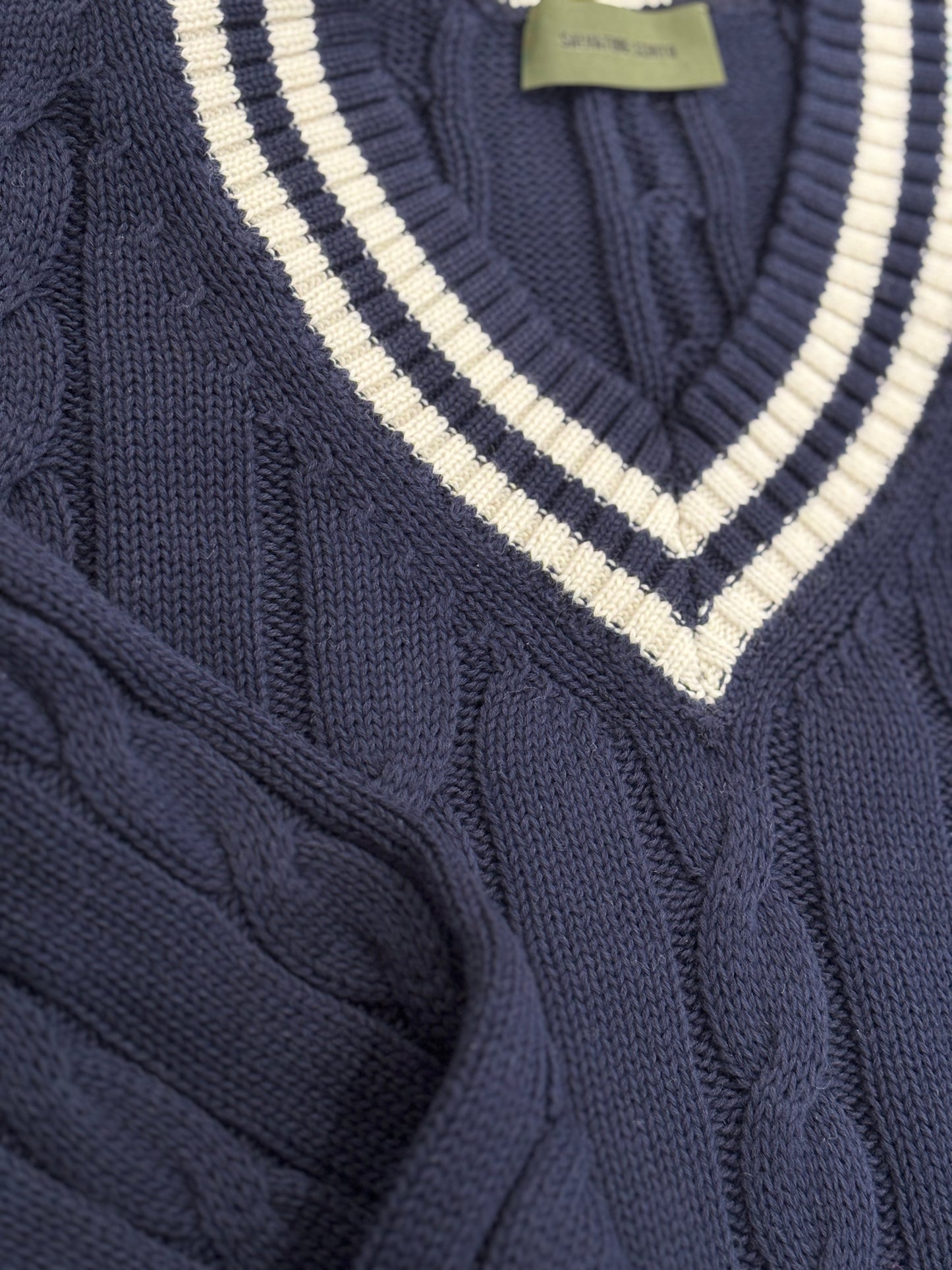 VALENTINI V NECK BLUE WHITE