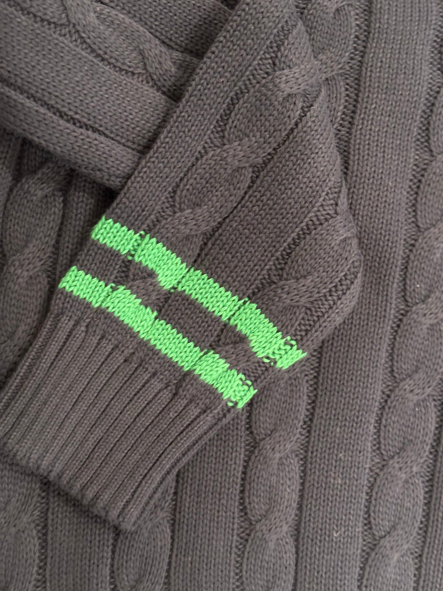 VALENTINI V NECK BLUE GREEN