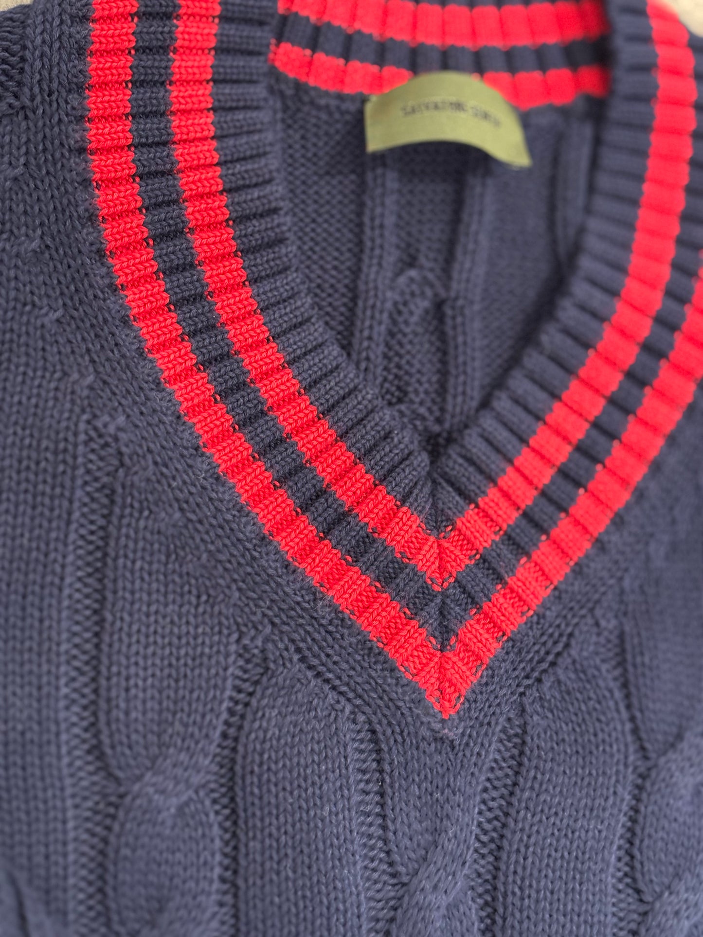 VALENTINI V NECK BLUE RED
