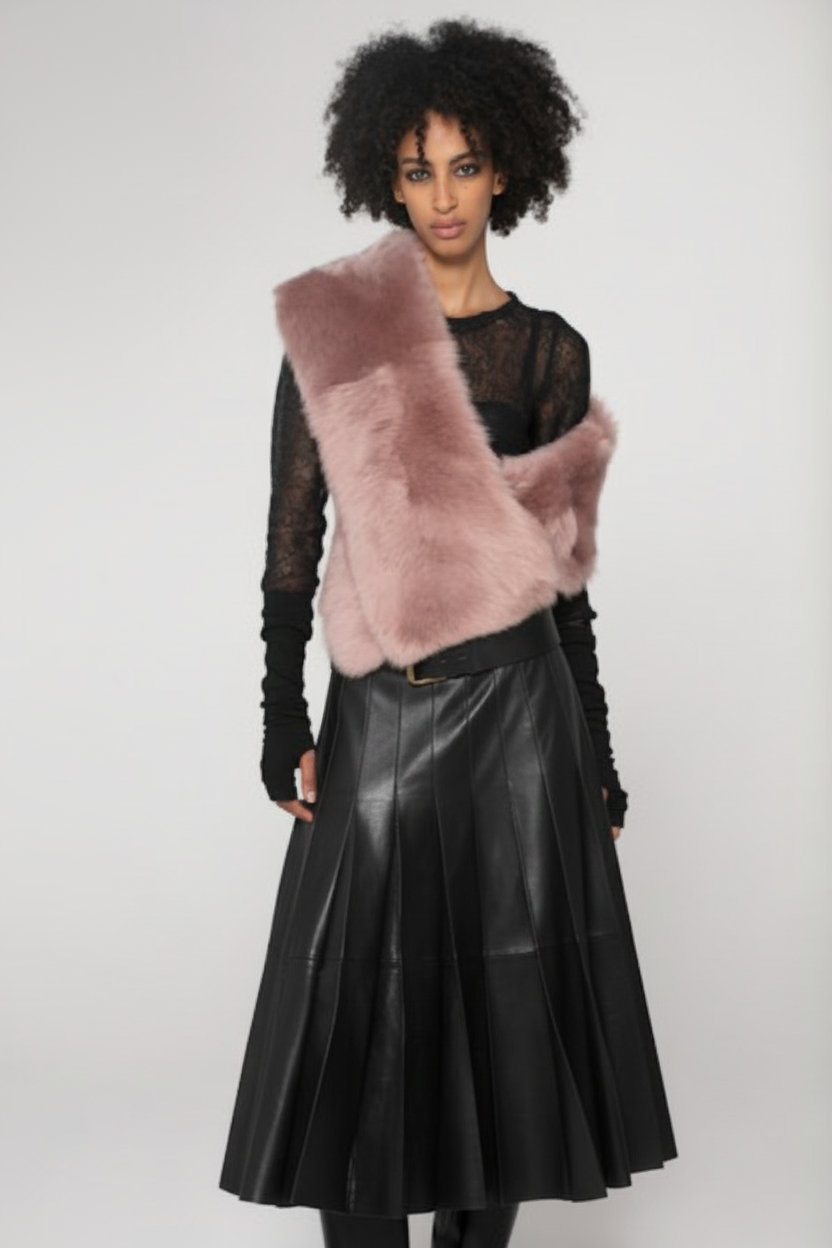 LEATHER CUT PLEATS SKIRT BLACK