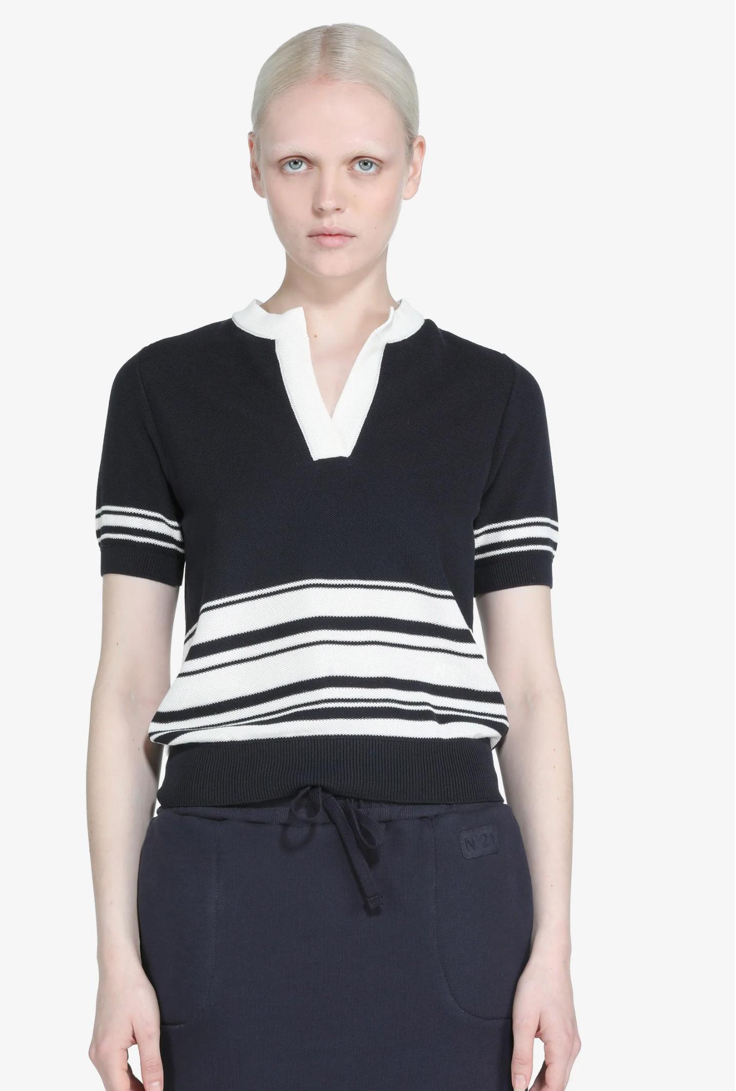 N°21 Navy Beige Knit Top