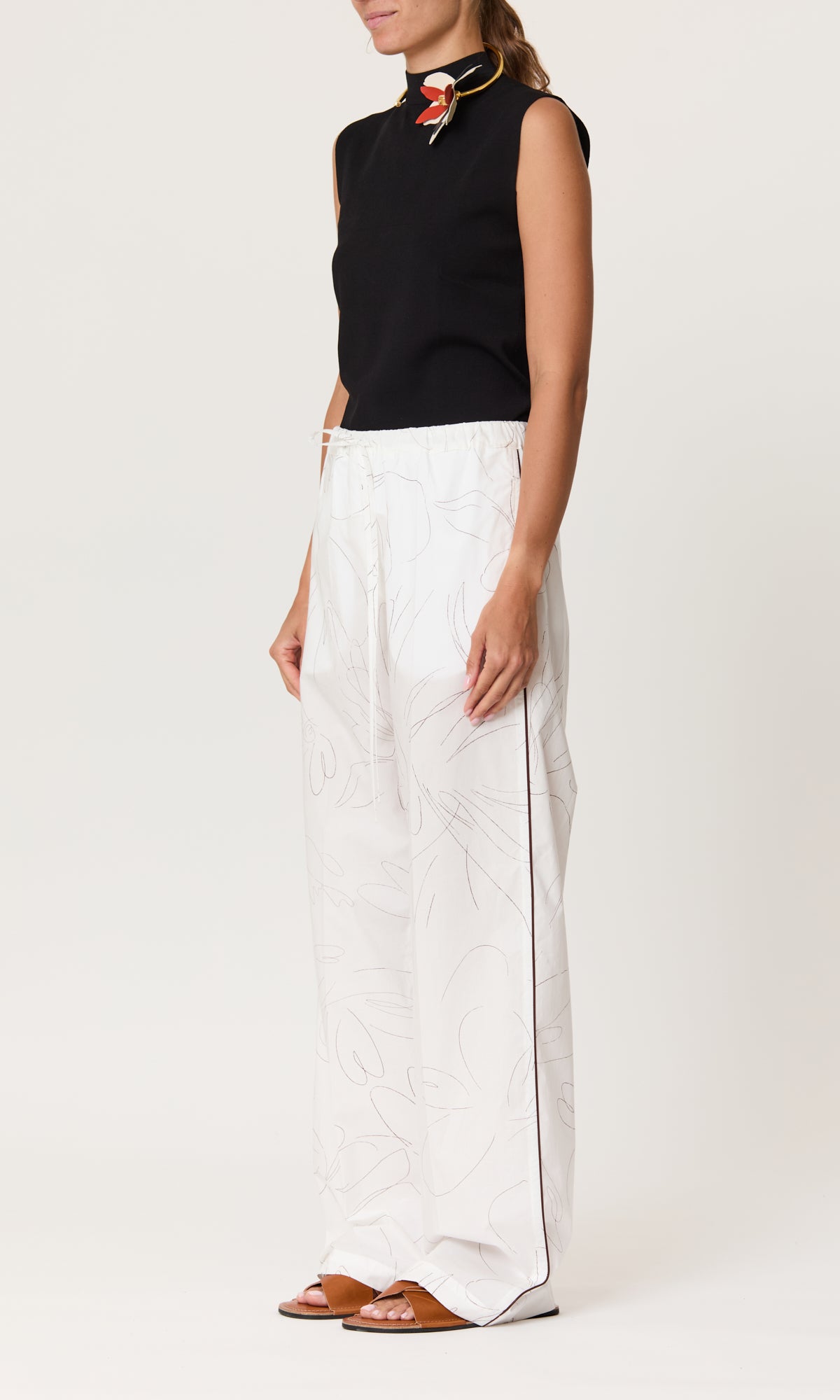 TROUSERS WHITE FLOWER